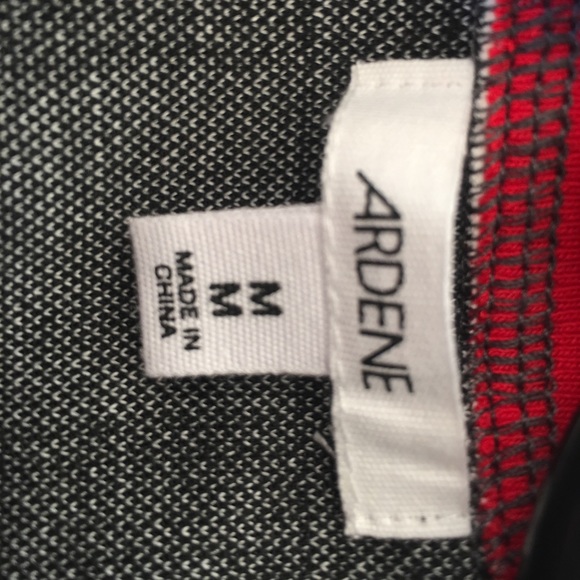 Plaid Ardene’s tee shirt - Picture 3 of 3